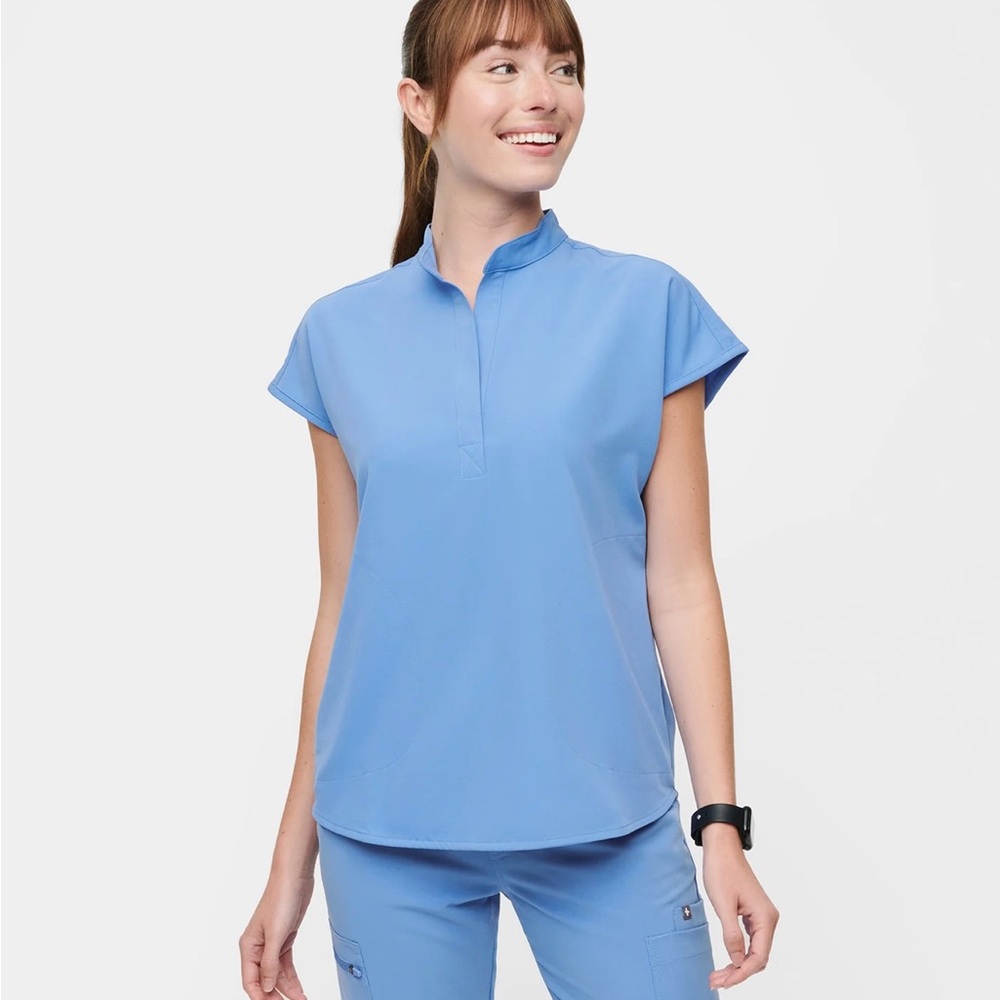 Cali Blue Figs Scrub Set